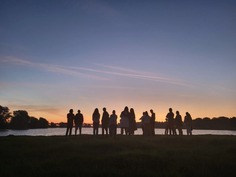 Wandeling Tilburg met mensen voor Walk into the light